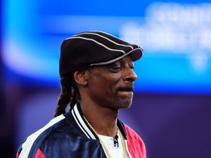Supporting image for story: Snoop Dogg opens Olympic breakdancing with Drop It Like It’s Hot
