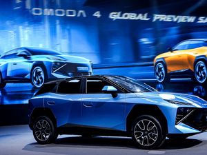 Supporting image for story: Omoda 4 crossover to arrive in UK next year