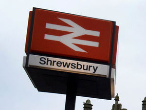Supporting image for story: Shrewsbury train fire sees platform evacuated
