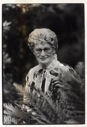 A statue of Edith Cotterill