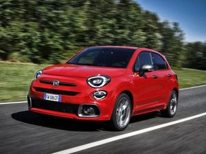 Supporting image for story: Fiat, Alfa Romeo and Jeep freeze prices on cars ordered before Brexit deadline