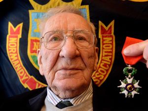 Supporting image for story: Tributes to former firefighter and war hero George Stokes after death aged 100