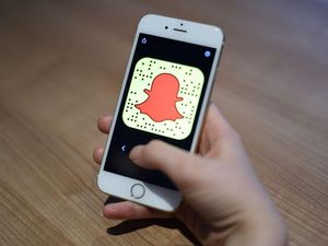 Supporting image for story: Snapchat user numbers are up, but Spectacles weigh the social network down