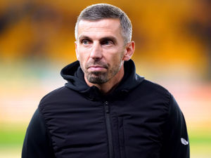 Supporting image for story: Gary O'Neil hails 'massive' Wolves win over Burnley