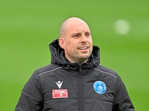 Supporting image for story: Nicholls tells Halesowen to stick together after tough patch