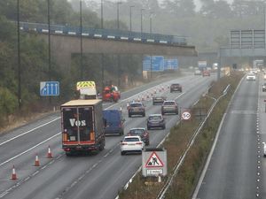 Supporting image for story: Self-driving lorries are to be tested on motorways in England