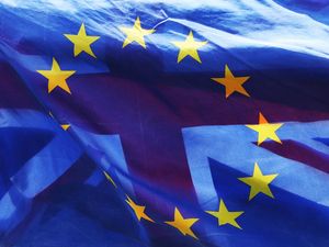 Supporting image for story: UK-EU trade talks continue as deadline for deal approaches