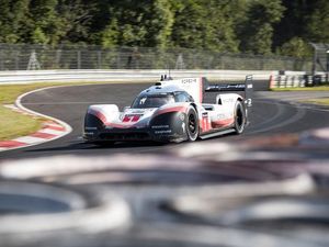Supporting image for story: Porsche smashes own Nürburgring record with 5:19.55 lap
