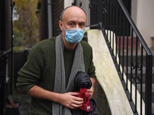 Supporting image for story: Labour seeking urgent question over Cummings allegations – report