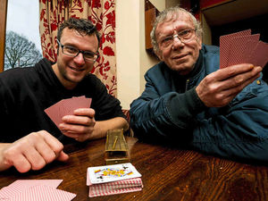 Supporting image for story: Cribbage player aims for record