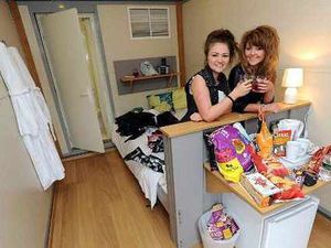 Supporting image for story: V Festival campers ready to rock in luxury