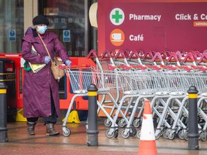Supporting image for story: Supermarket sales of mouthwash soar as socialising returns