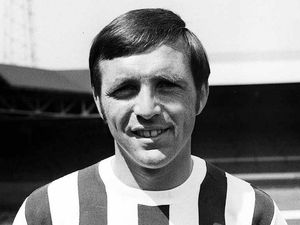Supporting image for story: Widow of West Bromwich Albion legend Jeff Astle calls for 'in-depth' brain injury study