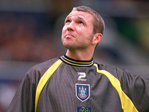 Supporting image for story: West Brom hero Richard Sneekes pays tribute to ‘superb keeper and human’ Alan Miller