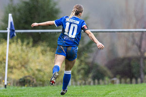 Supporting image for story: Women's football round-up: Reigning champions Shrewsbury Town progress in League Cup