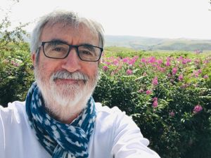 Supporting image for story: Two Shropshire artists gearing up for exhibition at The Bear Steps in Shrewsbury