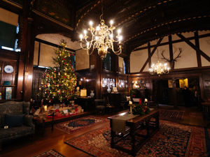 Supporting image for story: Manor house set to light up for Victorian Christmas