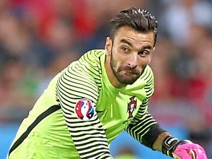 Supporting image for story: Rui Patricio will face a fight for No.1 spot at Wolves - Matt Murray
