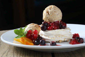 Sweet nothings – the hazelnut pavlova dessert