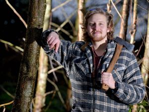 Supporting image for story: Bushcraft expert in quest for site to teach new skills