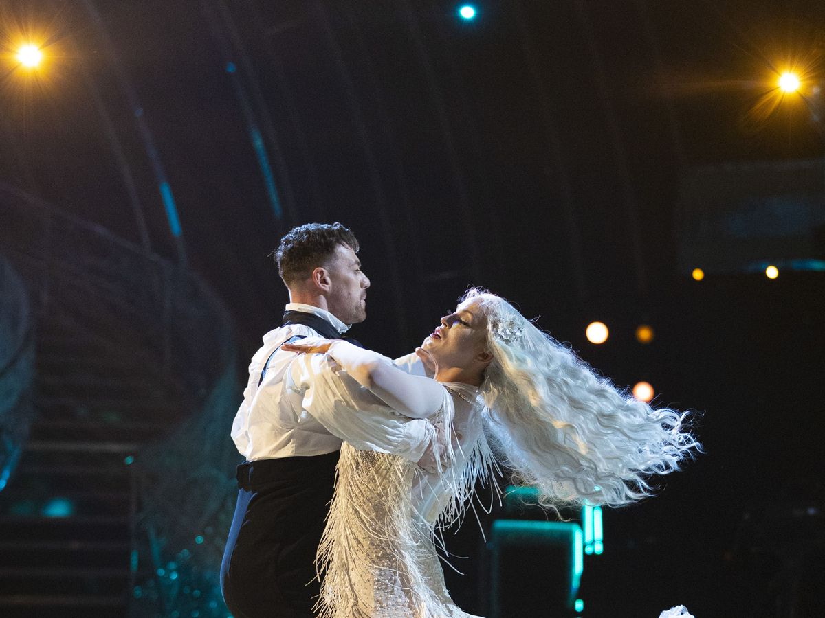 Vicky Pattison told she is &lsquo;contender&rsquo; for Strictly final after &lsquo;super&rsquo; dance