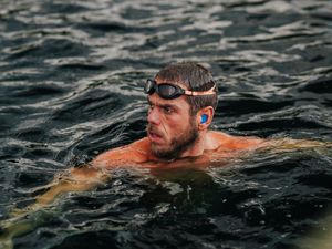 Supporting image for story: Ultra-swimmer aims to break record for longest distance swum in a pool in a week