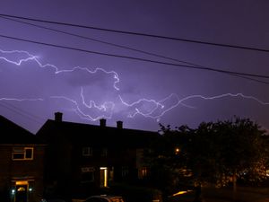 Supporting image for story: Yellow weather warnings threaten to bring flooding and disruption
