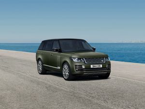 Supporting image for story: New Range Rover Ultimate editions are the ‘pinnacle’ of Land Rover’s luxury SUVs