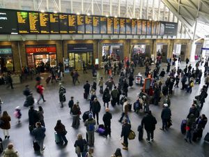 Supporting image for story: People commuting more and going to bed earlier, Virgin Media O2 data shows
