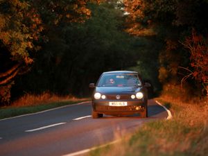 Supporting image for story: Drivers urged to keep sunglasses in car for when clocks change