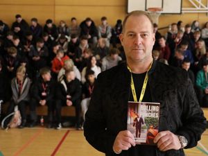 Supporting image for story: Hollywood stuntman shares stories with college students