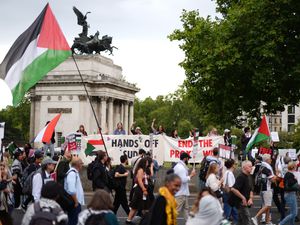 Supporting image for story: Thousands gather for latest pro-Palestinian protest in London