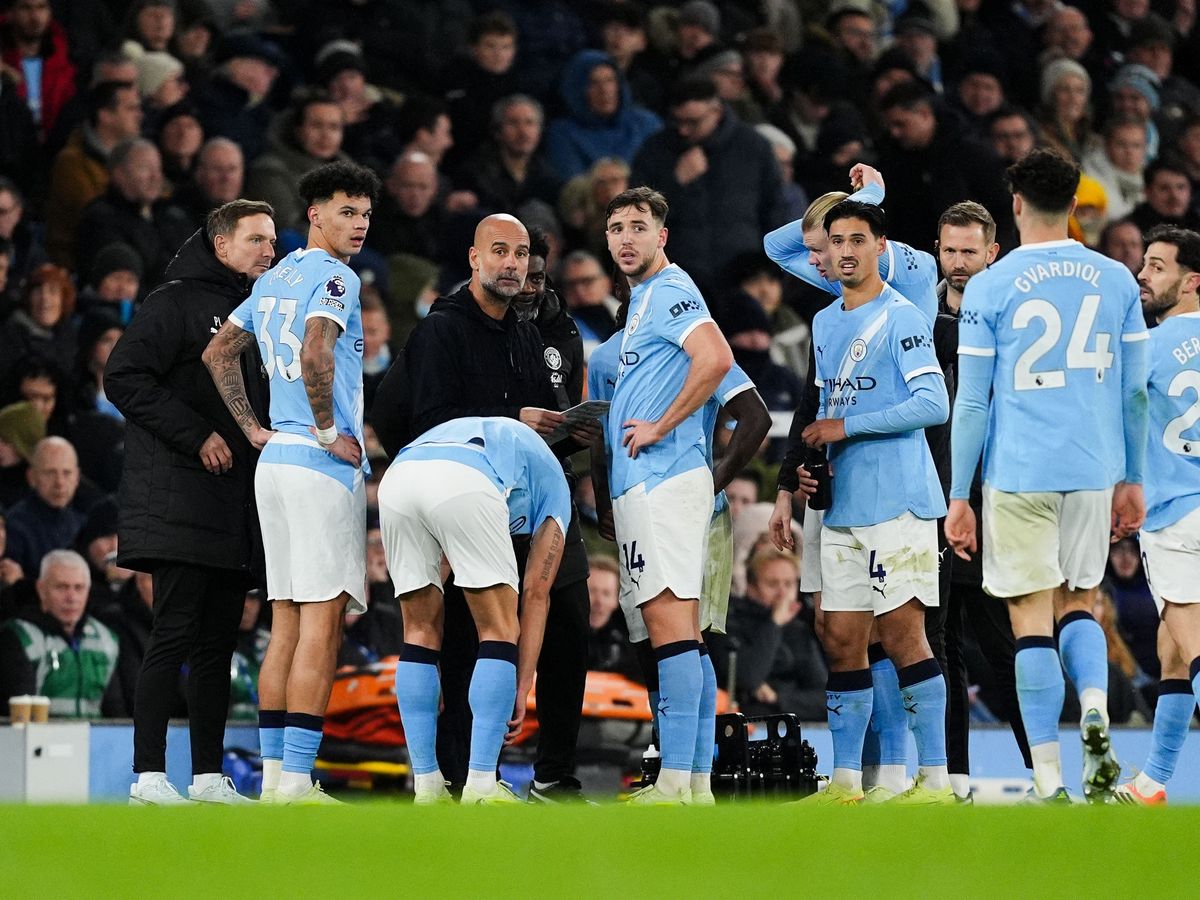 Daniel Farke says &lsquo;fake injury&rsquo; gave Pep Guardiola chance for Man City team talk