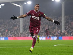 Supporting image for story: Crysencio Summerville strike gives West Ham victory at Fulham