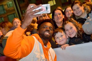 Selfie time! Members of Rak Su posed for pictures after their performance.