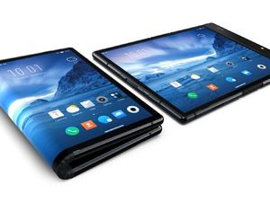 Supporting image for story: FlexPai is the ‘world’s first’ foldable screen phone