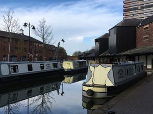 Supporting image for story: Safety concerns over West Midlands outdoor spaces due to littering and poor facilities