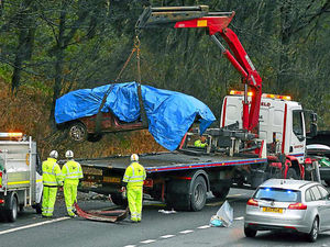 Supporting image for story: Three die in Christmas Day crash on M6