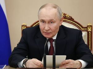 Supporting image for story: Ukraine, Russia and US to discuss territory during Abu Dhabi talks