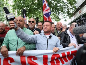 Supporting image for story: Around 1,000 police deployed amid Tommy Robinson protest and counter-march