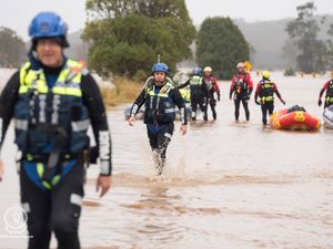 Supporting image for story: Record floodwaters in eastern Australia leave four dead and one missing