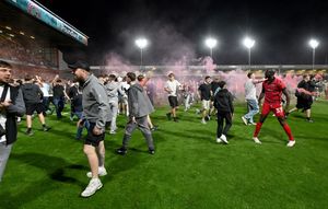 SPORT COPYRIGHT NATIONAL WORLD TIM THURSFIELD -16/05/25WALSALL V CHESTERFIELD, PLAY-OFFS SECOND LEG.The Saddlers are going to Wembley!