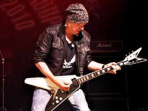 Supporting image for story: Schenker armed and ready at the Wulfrun