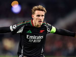 Supporting image for story: Arsenal will fight to the death for Premier League title – Martin Odegaard