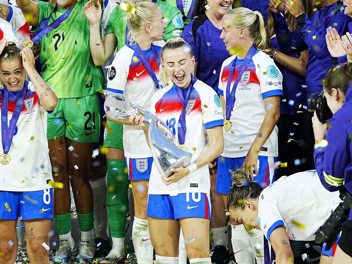 Smearing over debating, adulation for Englands Lionesses and Americanisms in football - Toby Neal on politics Smearing over debating, adulation for Englands Lionesses and Americanisms in football - Toby Neal on politics