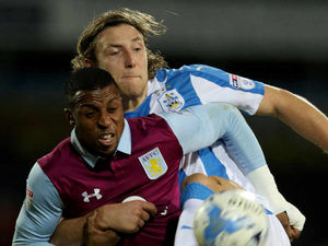 Supporting image for story: Jonathan Kodjia going flat out to get Aston Villa goals