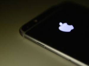 Supporting image for story: Family 'made more than £230,000 selling fake phone accessories and nail polish'