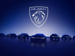 Supporting image for story: Peugeot to launch electric 3008 and 5008 models