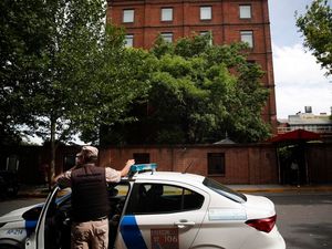 Supporting image for story