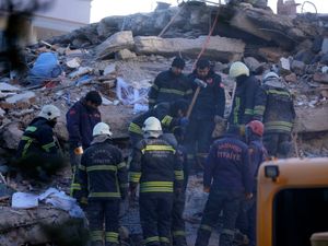 Supporting image for story: Turkey earthquake: Star reporter's heartache for family and friends as 'neighbours lost 30 relatives'